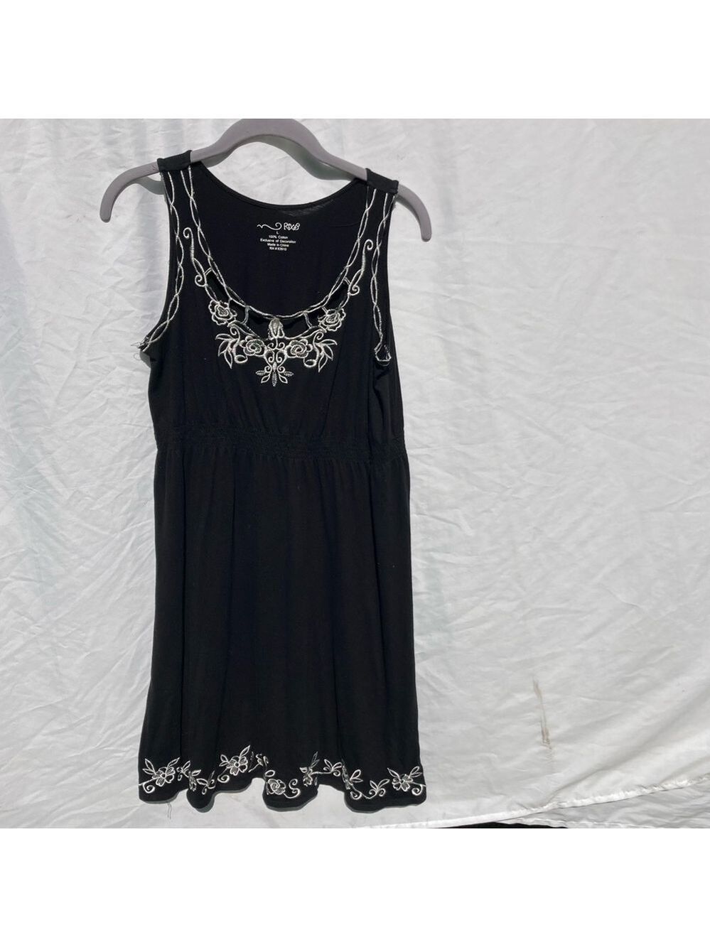 RXB black sleeveless dress with keyholes and floral embroidery, size large